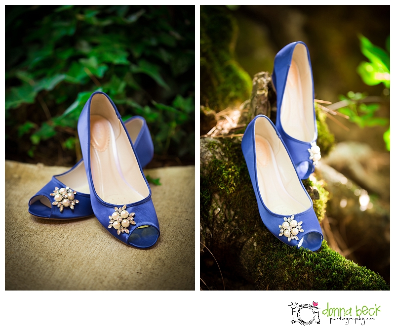 Saluit Cellars Wedding, Somerset Wedding Photographer, Donna Beck Photography, wedding shoes, blue, outdoor wedding